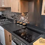 Poseidon Apartment - 1 Bed Flat - Heart Of Town
