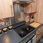 Poseidon Apartment - 1 Bed Flat - Heart Of Town