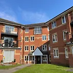 Archers 2 Bedrooms, Balcony, 2 Bathrooms, Free Parking, Wifi