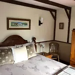 Stunning Rustic Home, New Forest National Park