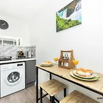 Artemis Apartment - The Hunting Watch Of Town