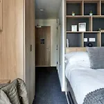 Modern Ensuite Rooms And Studios In Southampton - Sk