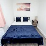 Brinton\'S Road - Modern Studio Apartments In City Centre
