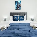 Zeus Apartment - The Thunder Of Town