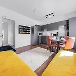 20 Percent Off-Sleeps 11-Central-Games-Free Parking