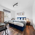 20 Percent Off-Sleeps 11-Central-Games-Free Parking