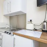 Blackberry - Stylish Self-Contained Flats In Soton City Centre