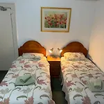 The Bliss 3 Home Stay, Self Check In With Smart Lock, Non Smoking Home In And Out