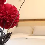 Independent Luxury En-Suite Rooms