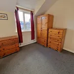 Town Or Country - Jessie Terrace House B