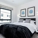 Royal Crescent Apartments - Vittrum Suites