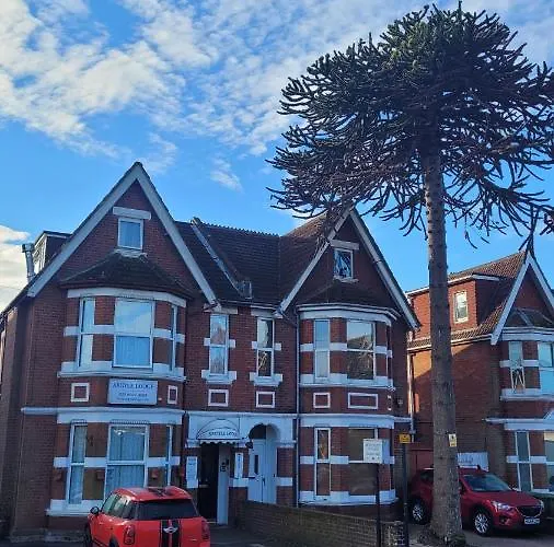Argyle Lodge Self Catering Guest House
