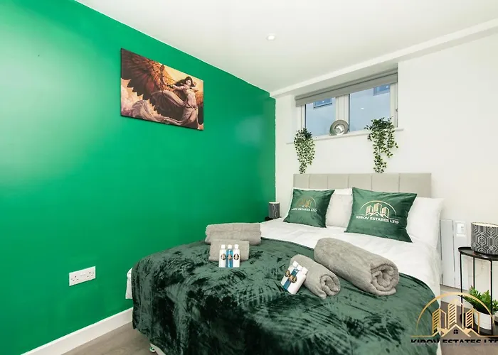 Artemis Apartment - The Hunting Watch Of Town