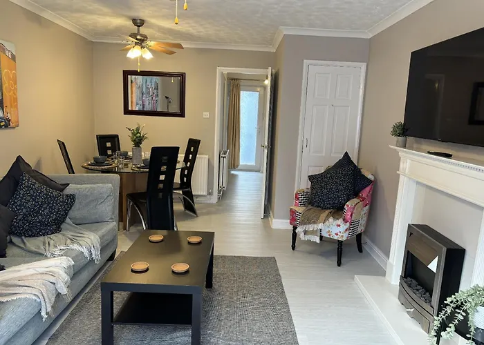 Cosy Corner - 2 Beds, Free Parking, Next To Southampton General Hospital