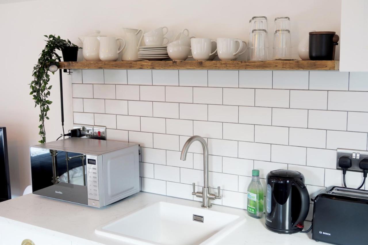 The Annexe - Private, Self-contained With Parking Apartamento