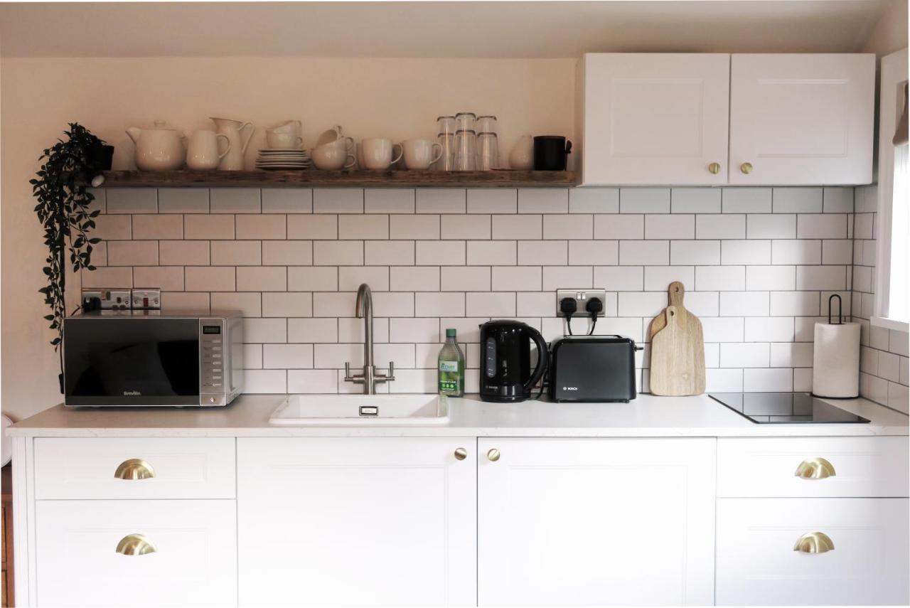 The Annexe - Private, Self-contained With Parking Apartamento