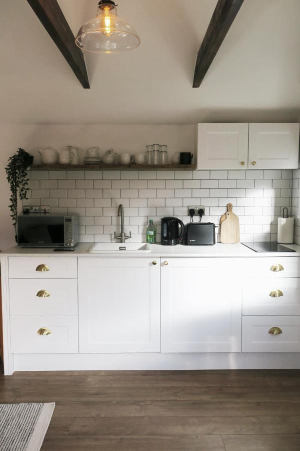 Apartamento The Annexe - Private, Self-contained With Parking *