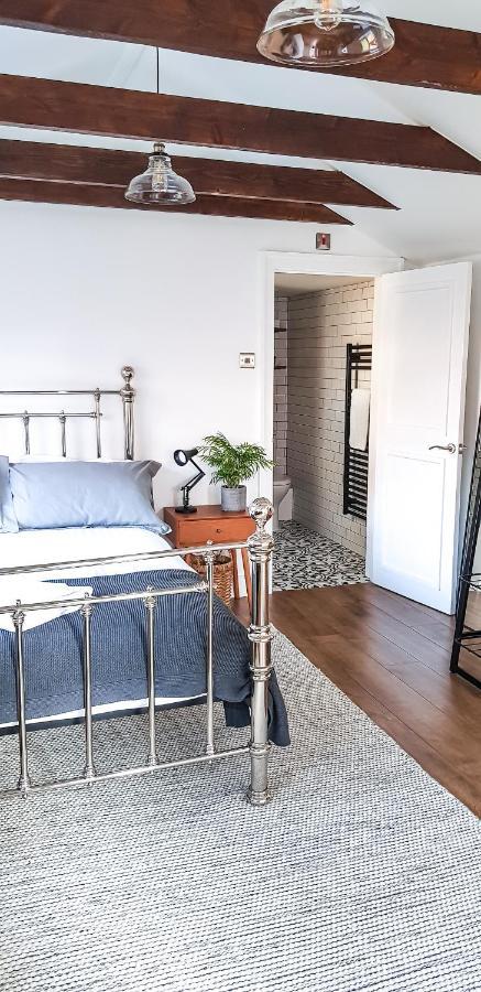 The Annexe - Private, Self-contained With Parking Apartamento