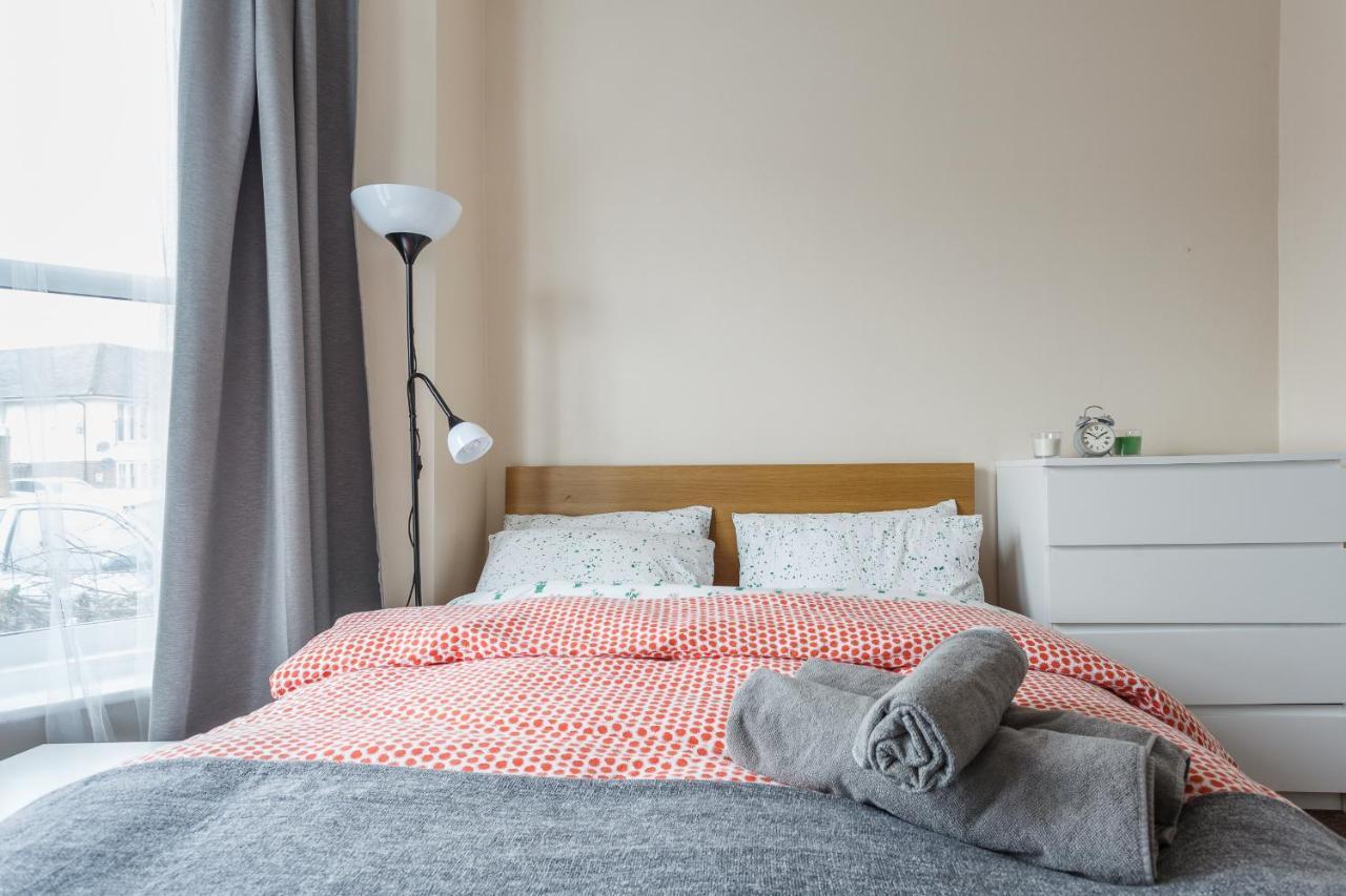 Shirley House: Self-catering Haven Near Casa de hóspedes Southampton