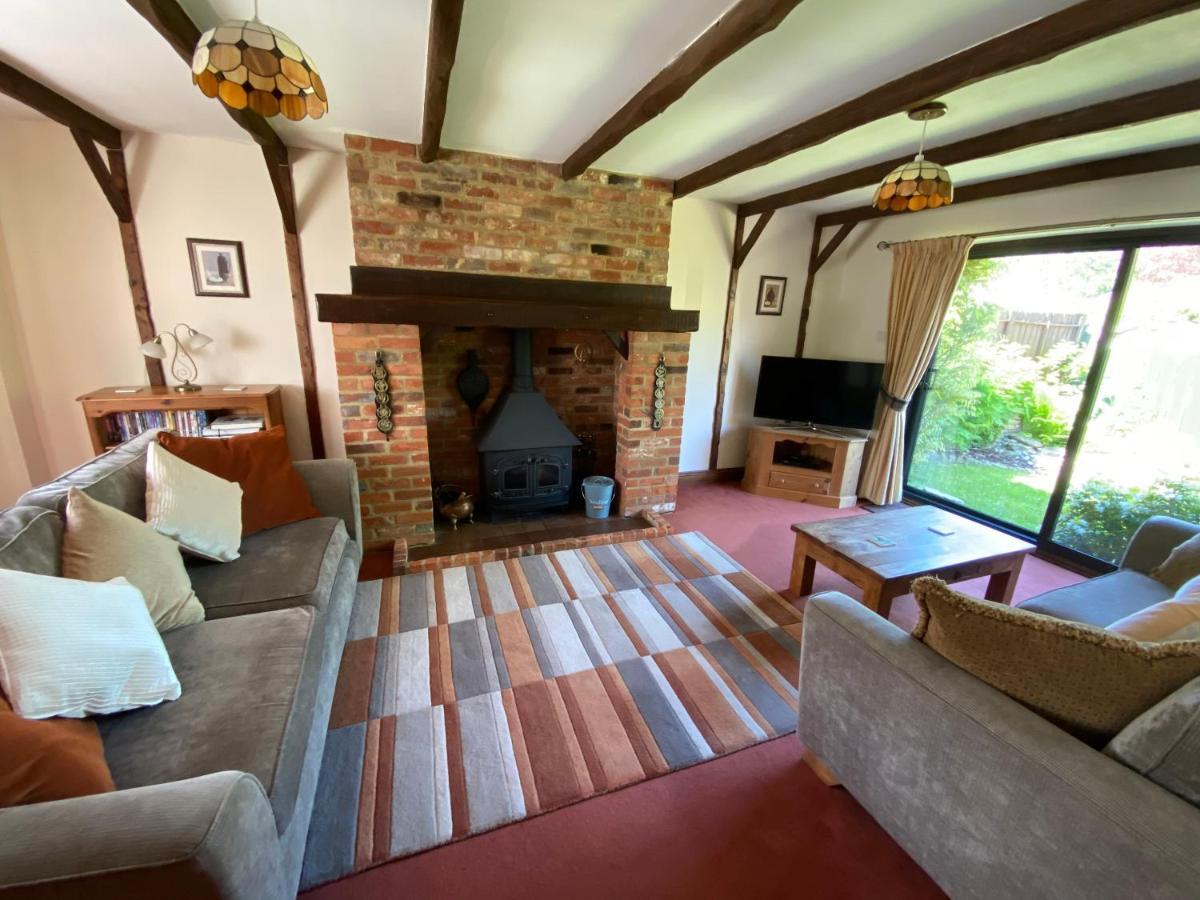 Stunning Rustic Home, New Forest National Park *