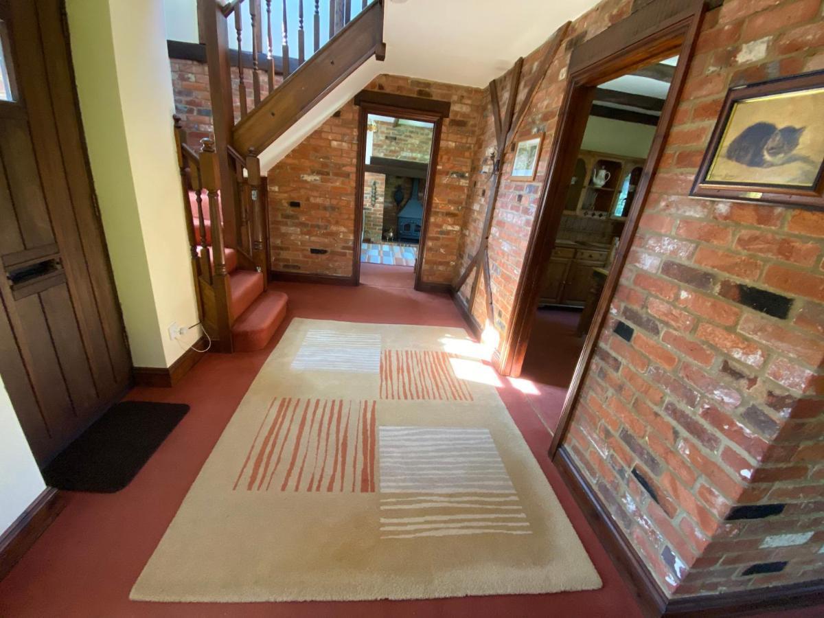 Stunning Rustic Home, New Forest National Park *