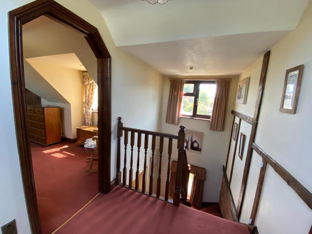 Stunning Rustic Home, New Forest National Park
