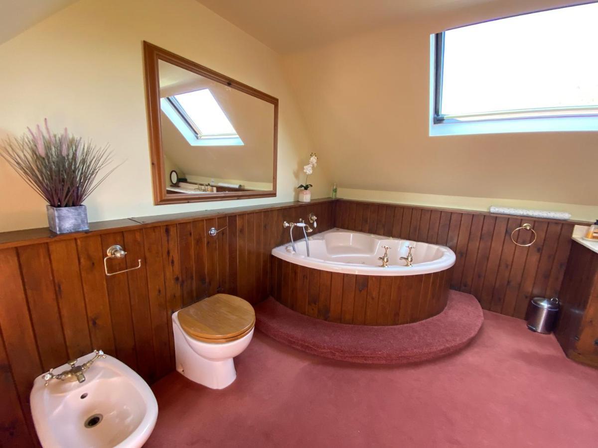 Stunning Rustic Home, New Forest National Park Southampton