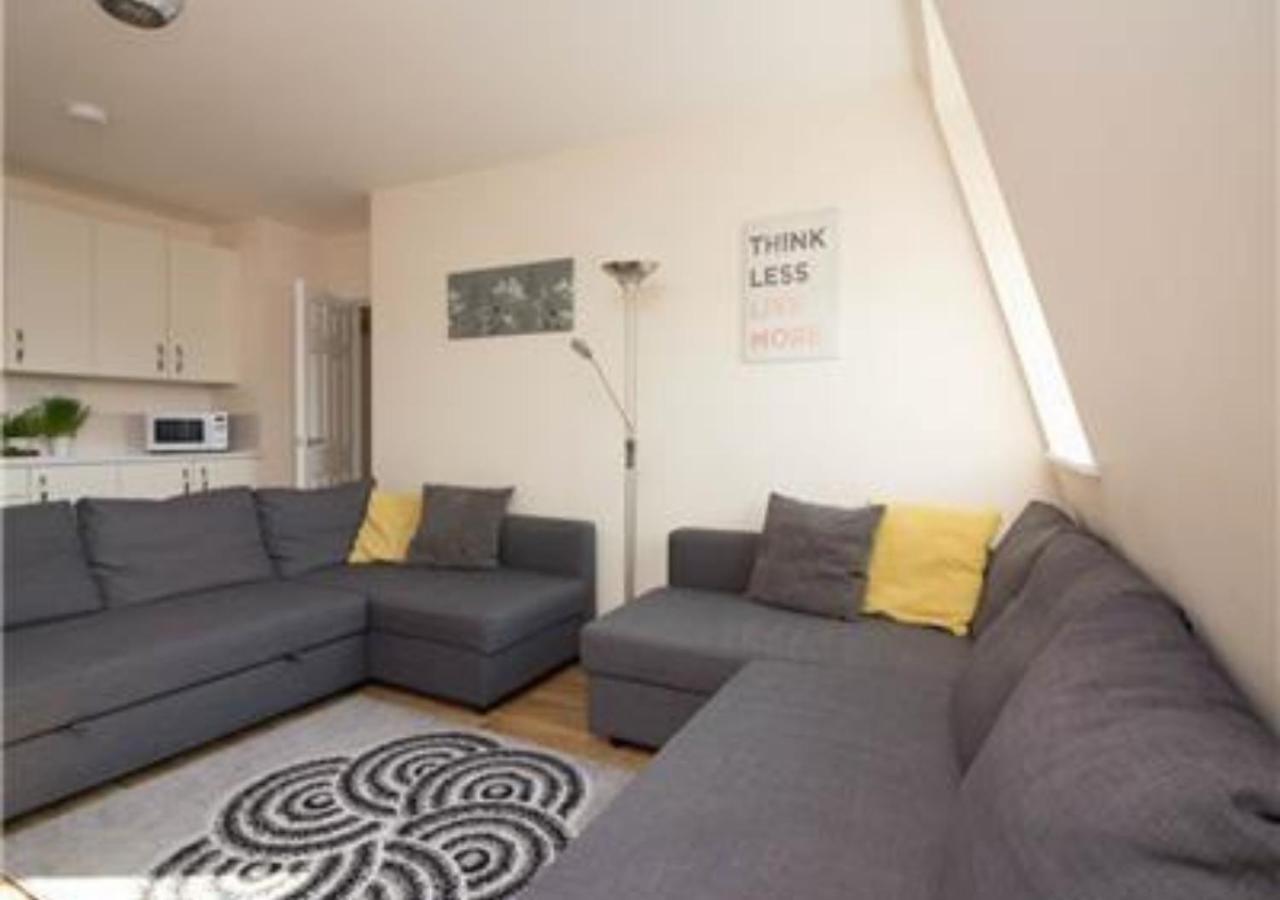 Apartment Stayzo Premiere Serviced Accommodation-17 Southampton