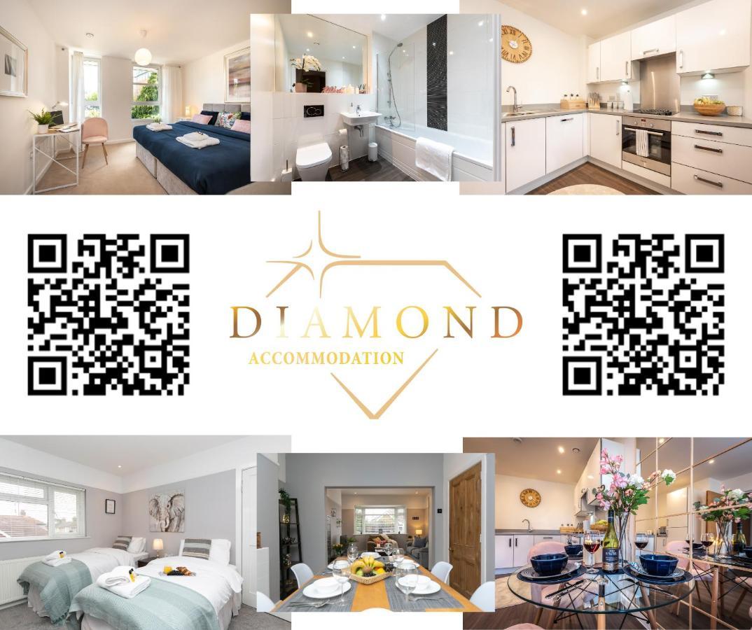 Price - Contact Us -cityscape Beautiful In The Heart Of The Action Apartment *