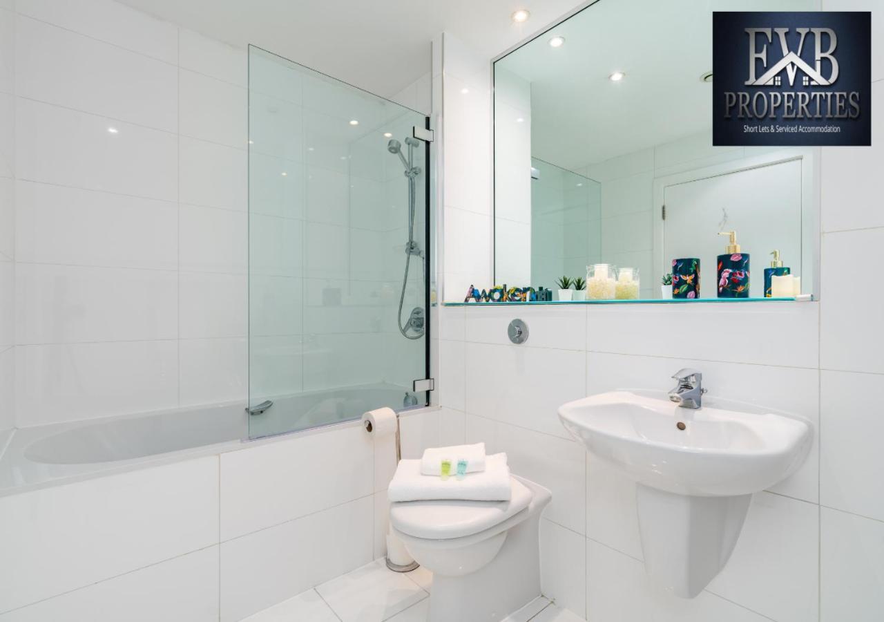 Evb Properties: Ocean Village Apartment Southampton