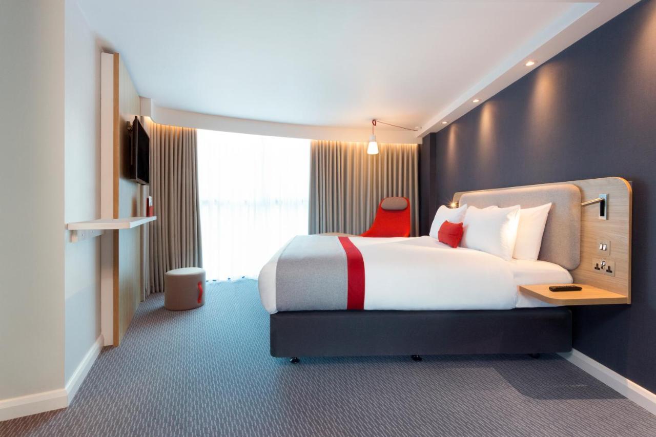 Express - M27, J7 By Ihg Southampton