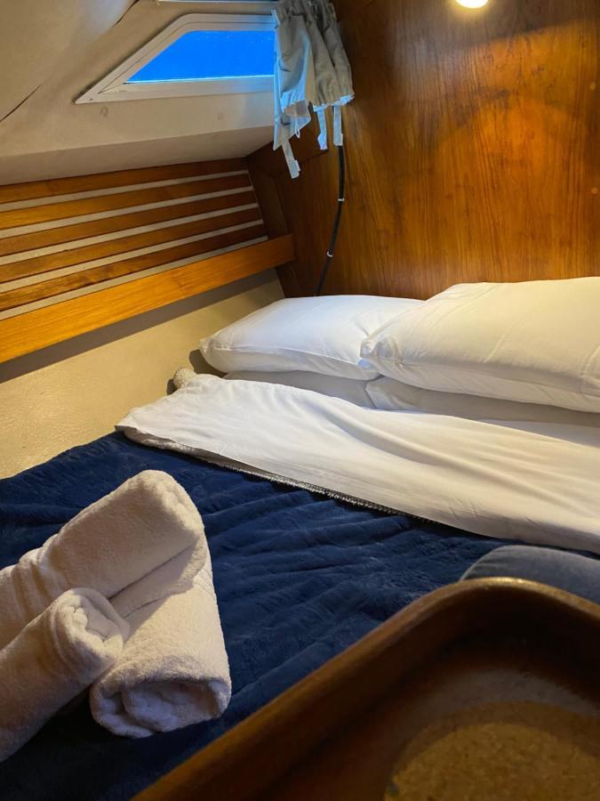 Botel Comfortable Yacht Southampton