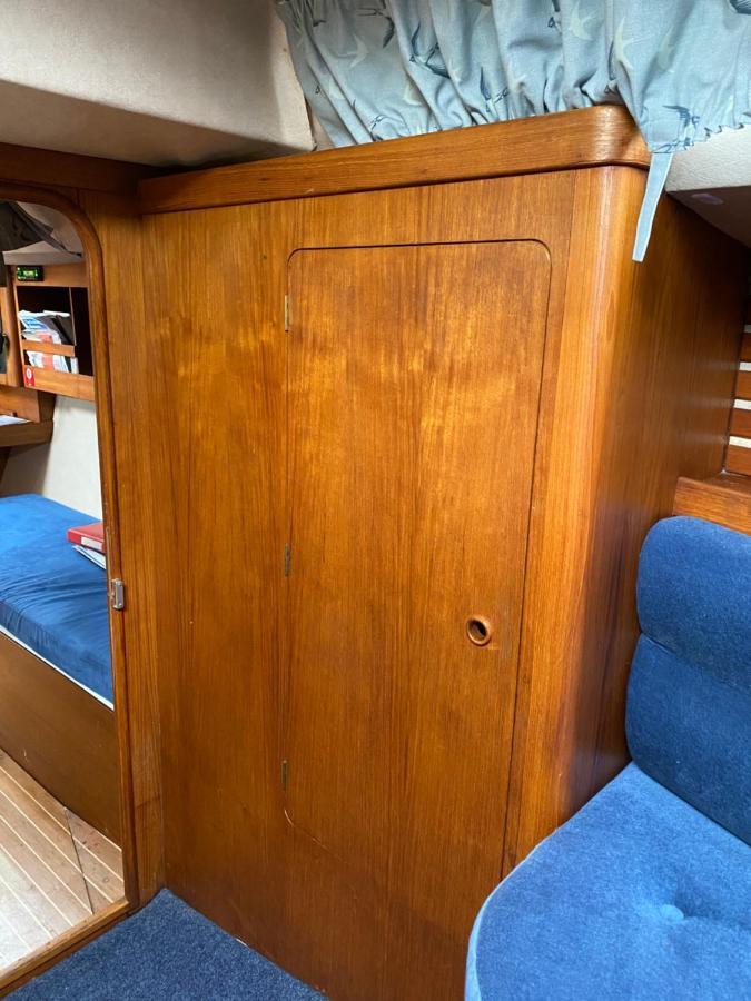 Comfortable Yacht Botel Southampton