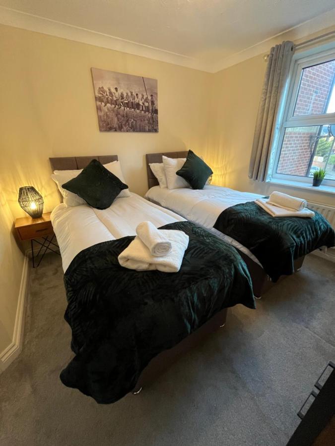 Apartment Archers 2 Bedrooms, Balcony, 2 Bathrooms, Free Parking, Wifi