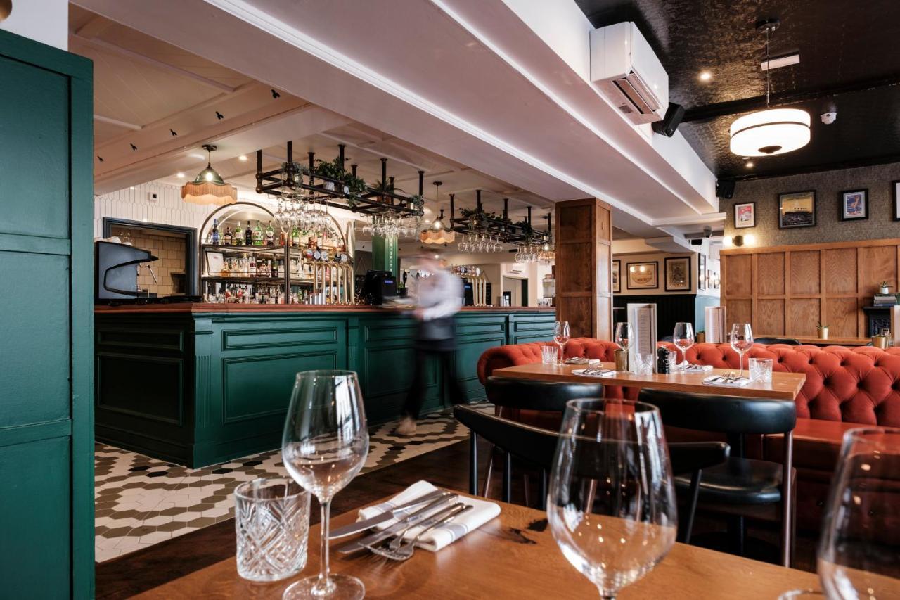 The White Star Tavern Hotel Southampton