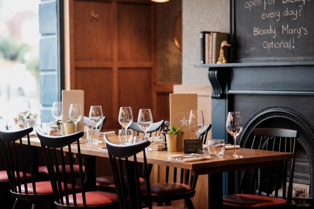 The White Star Tavern Hotel Southampton