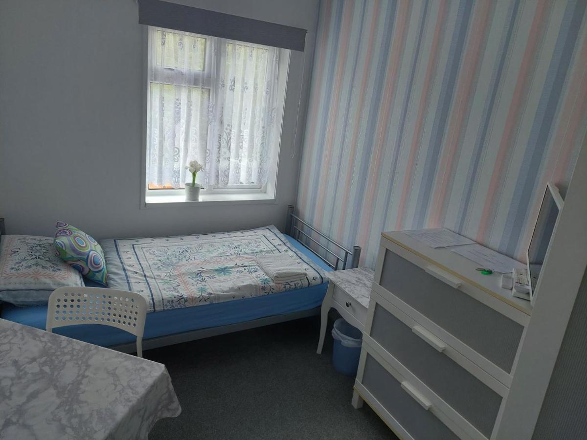 Home Accommodation *