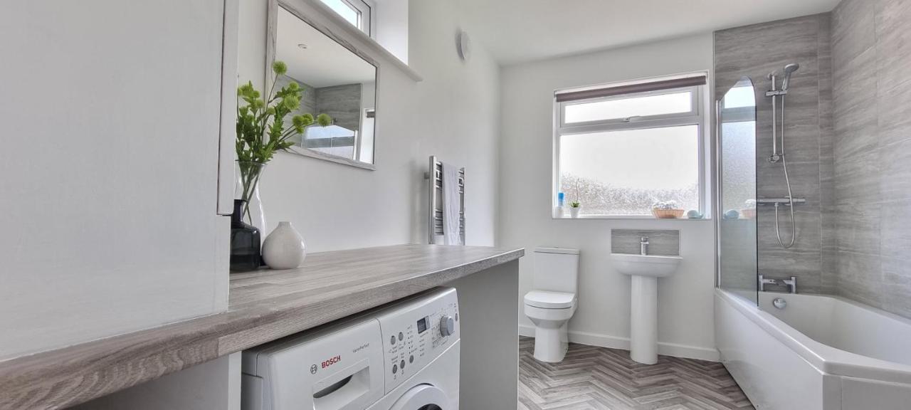 K Suites - Juniper Road Apartment *