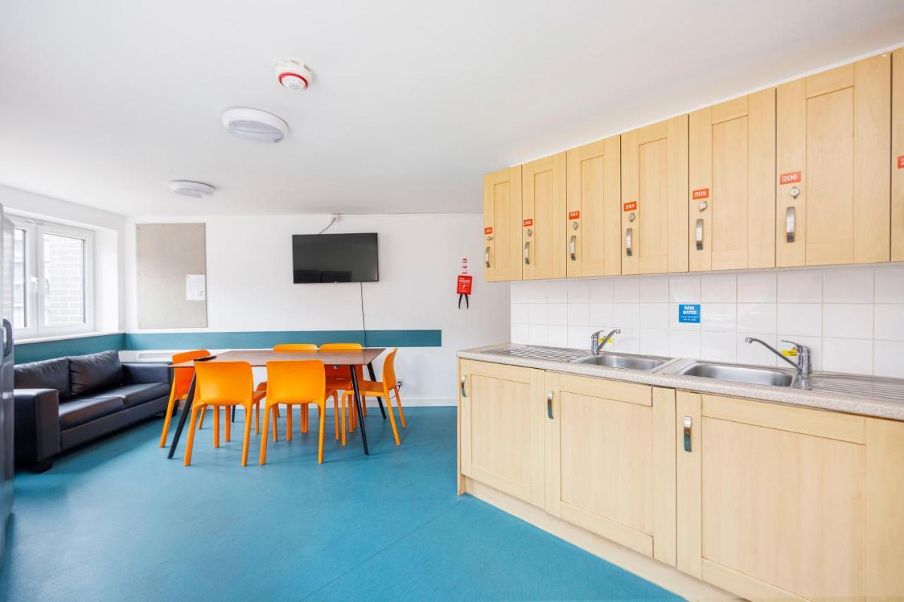 Comfortable Rooms, Southampton - Sk * Southampton