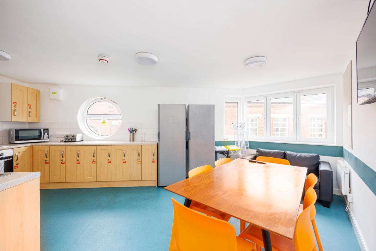 Apartment Comfortable Rooms, Southampton - Sk