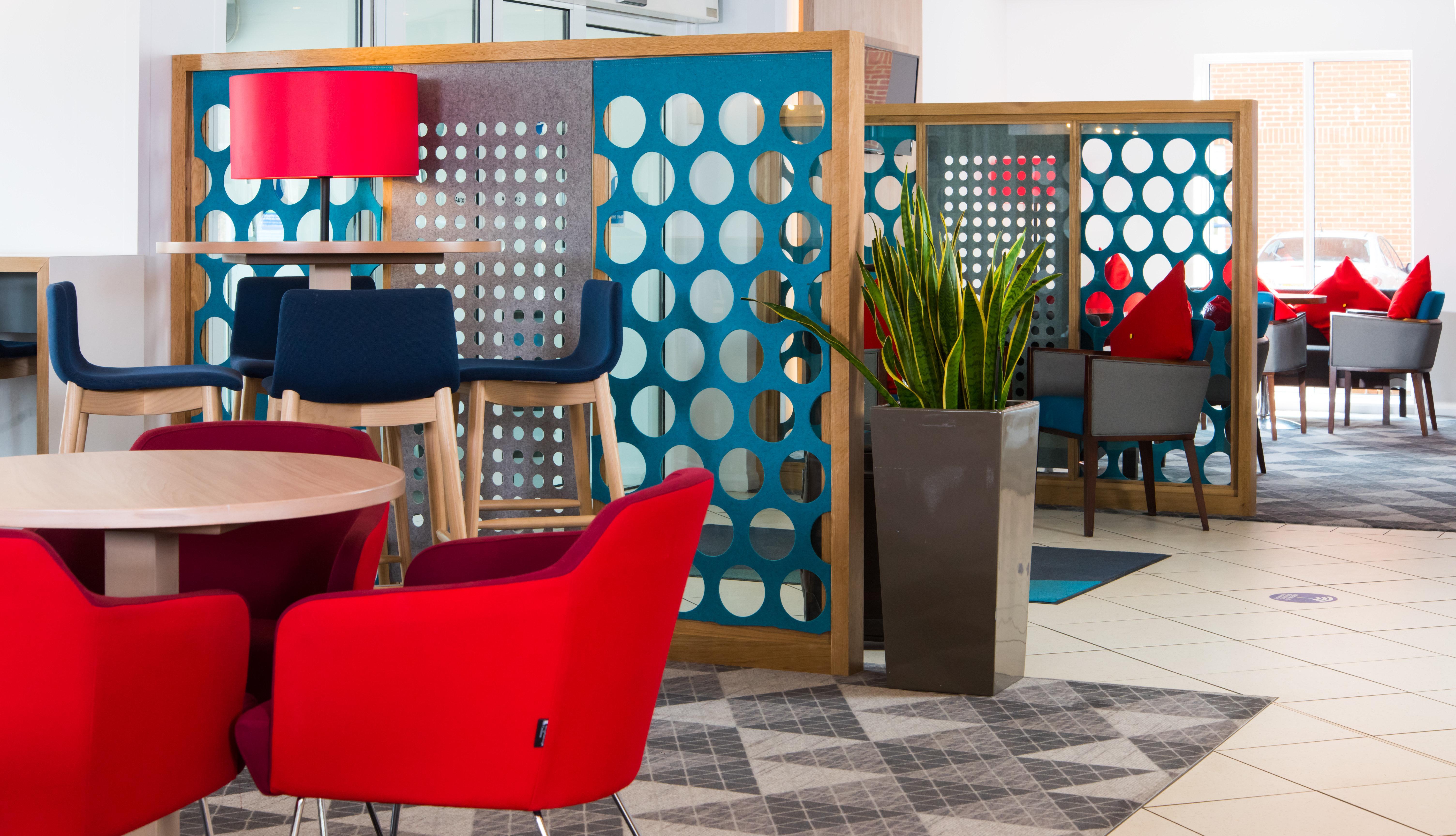Hotel Express West By Ihg 3*