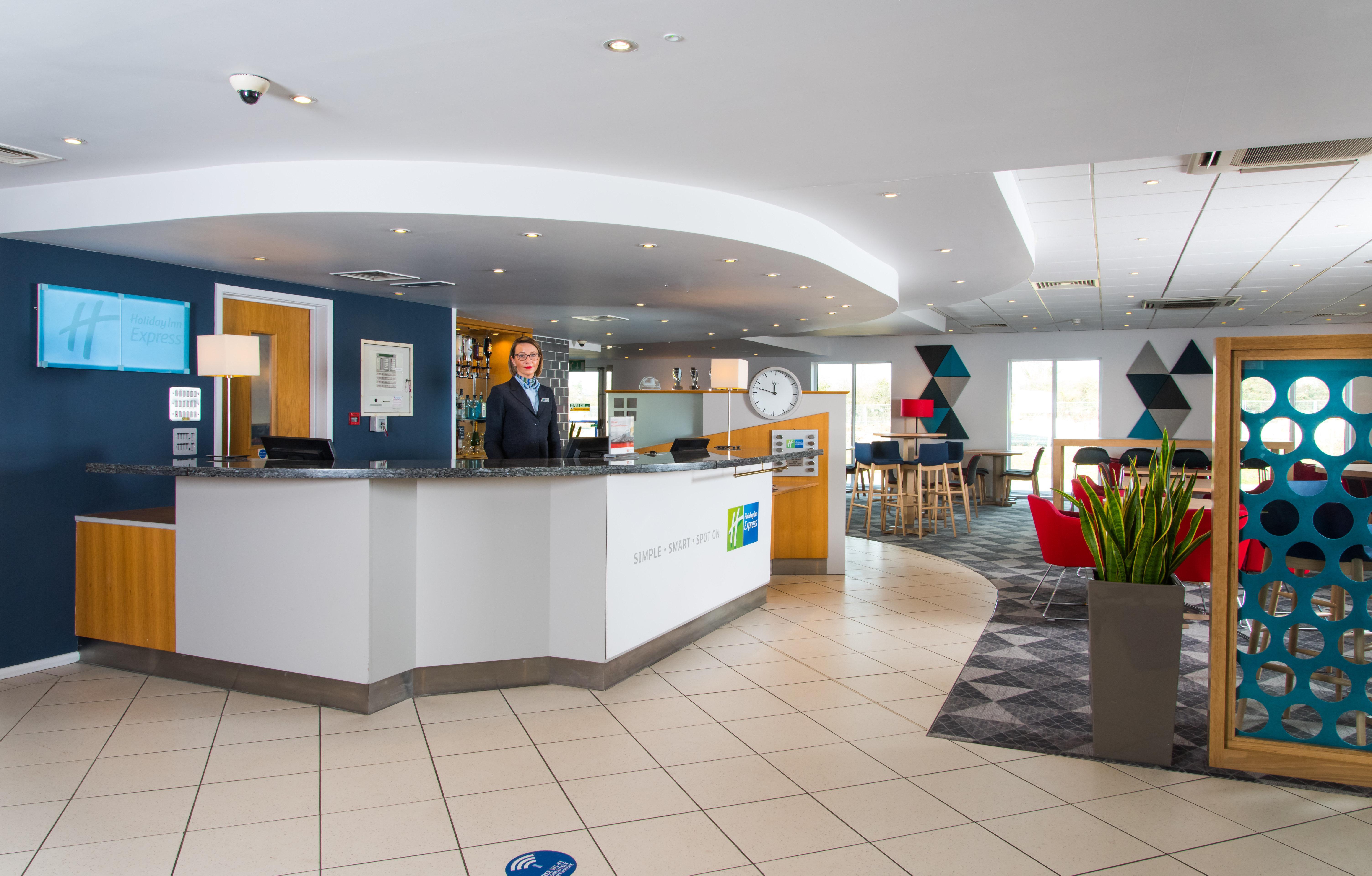 Express West By Ihg