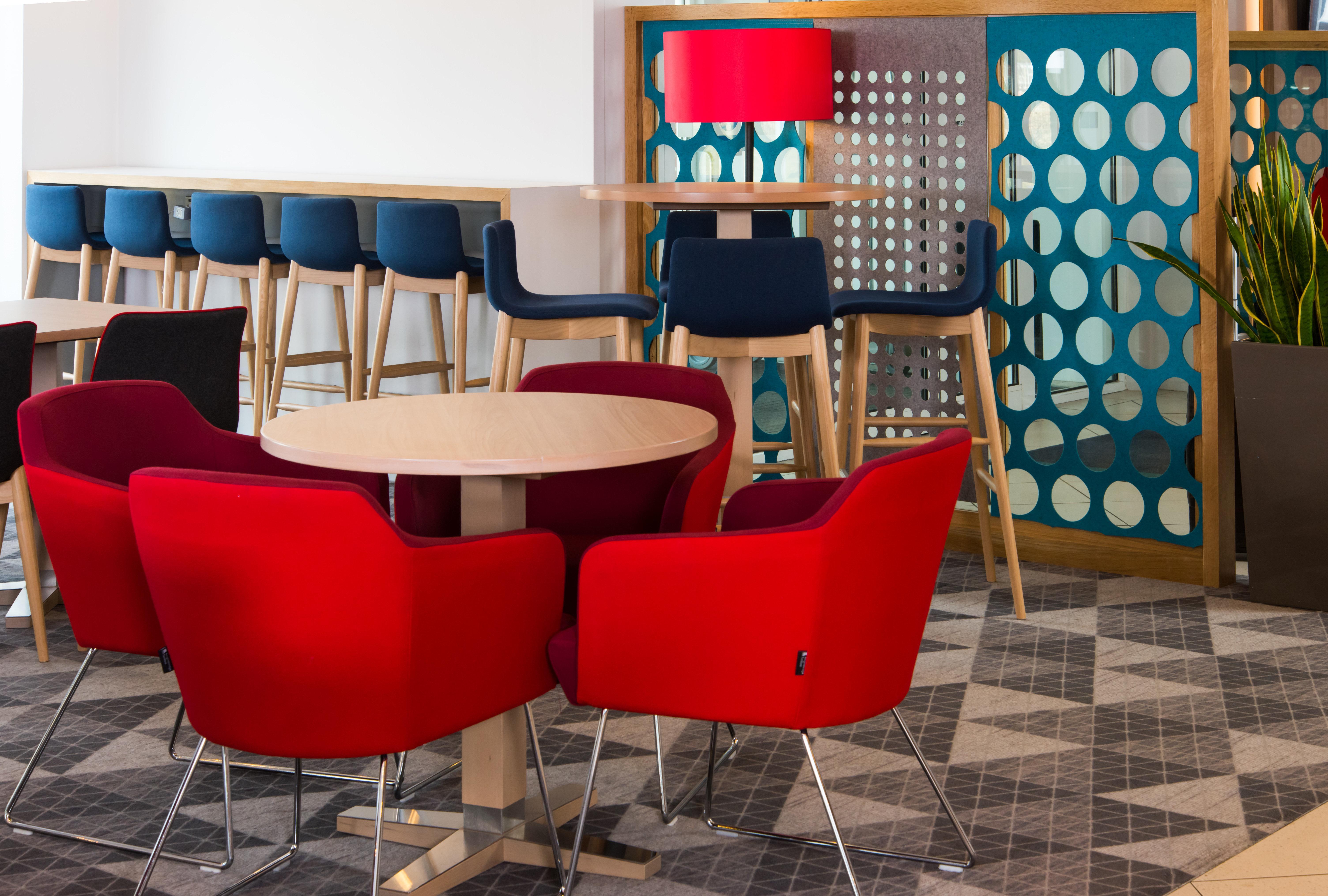 Hotel Express West By Ihg 3*