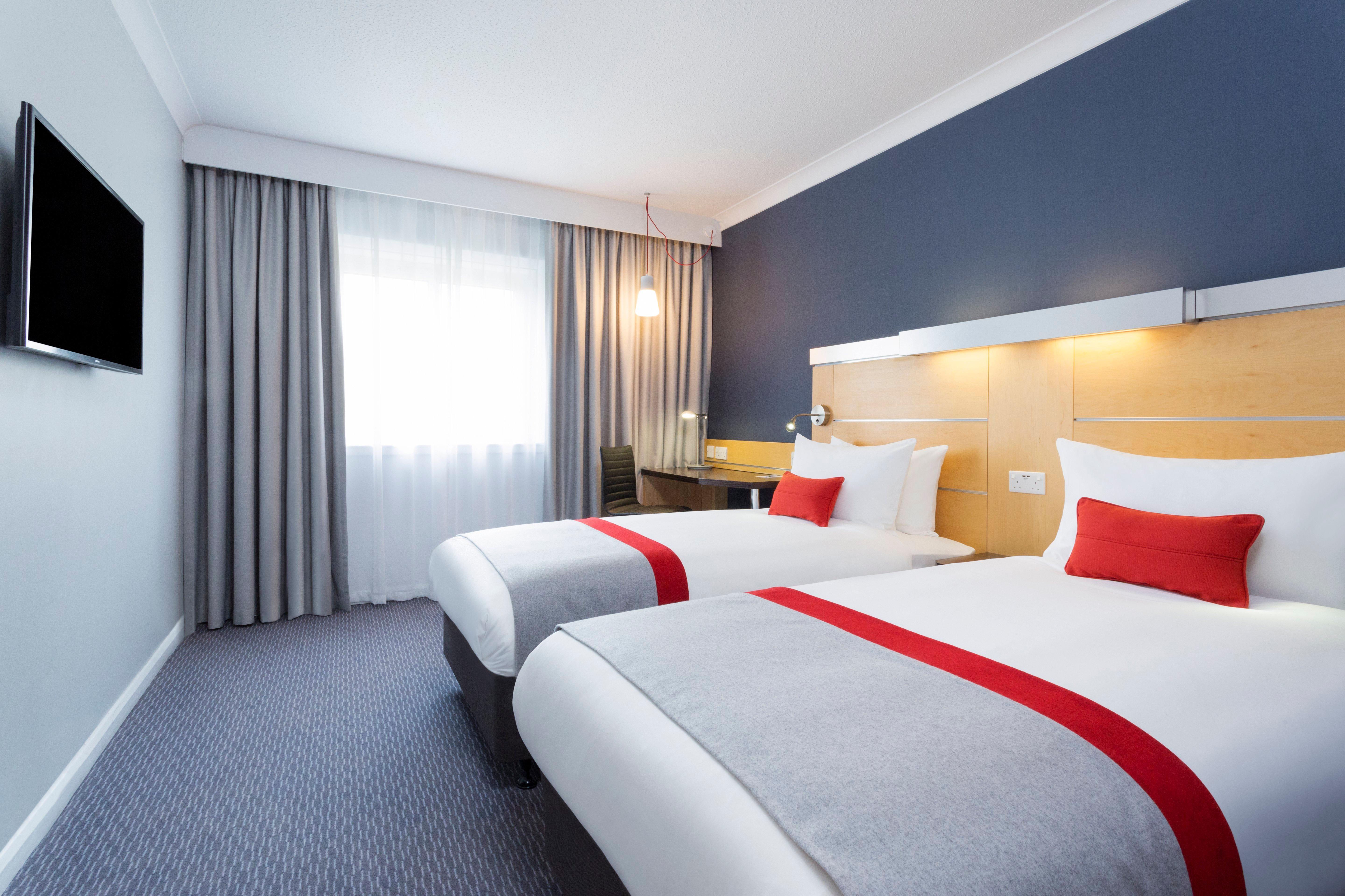 Hotel Express - M27, J7 By Ihg 3*
