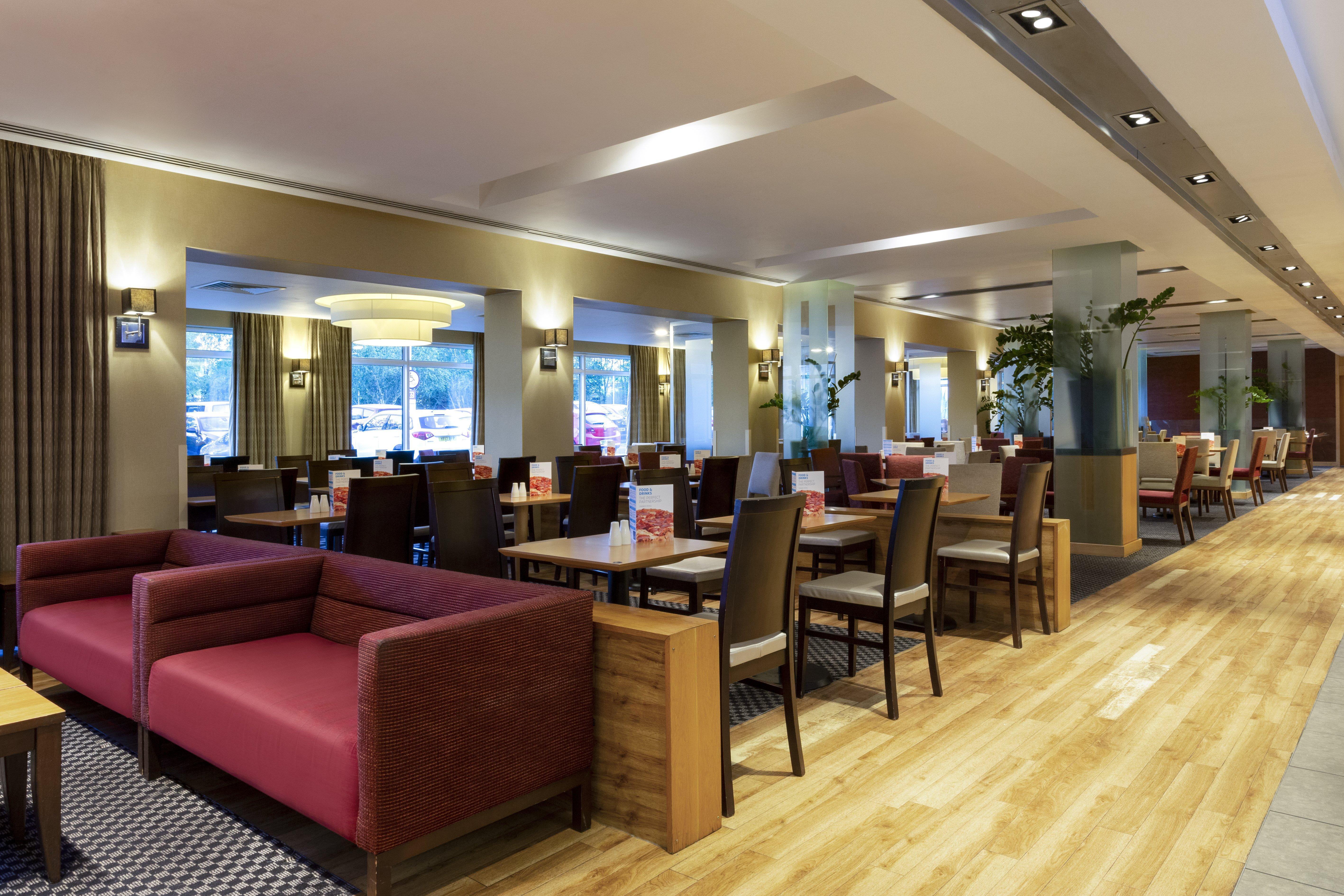 Express - M27, J7 By Ihg Hotel