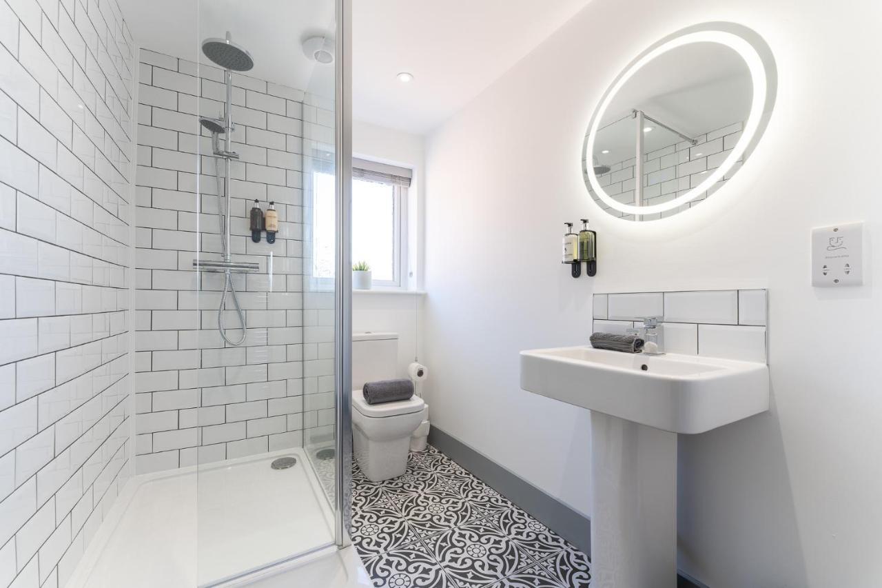 The Madison - Premium Self Check-in & Apartment