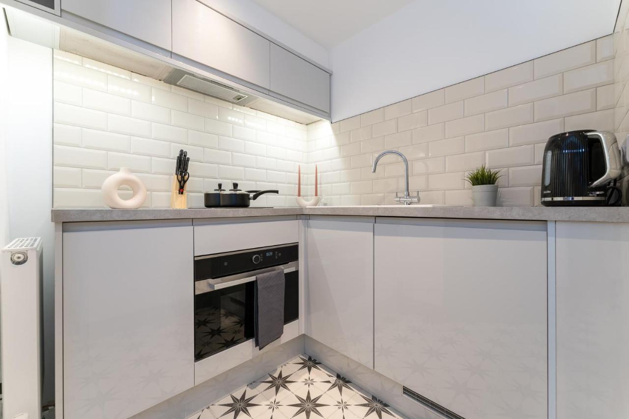 The Madison - Premium Self Check-in & Apartment