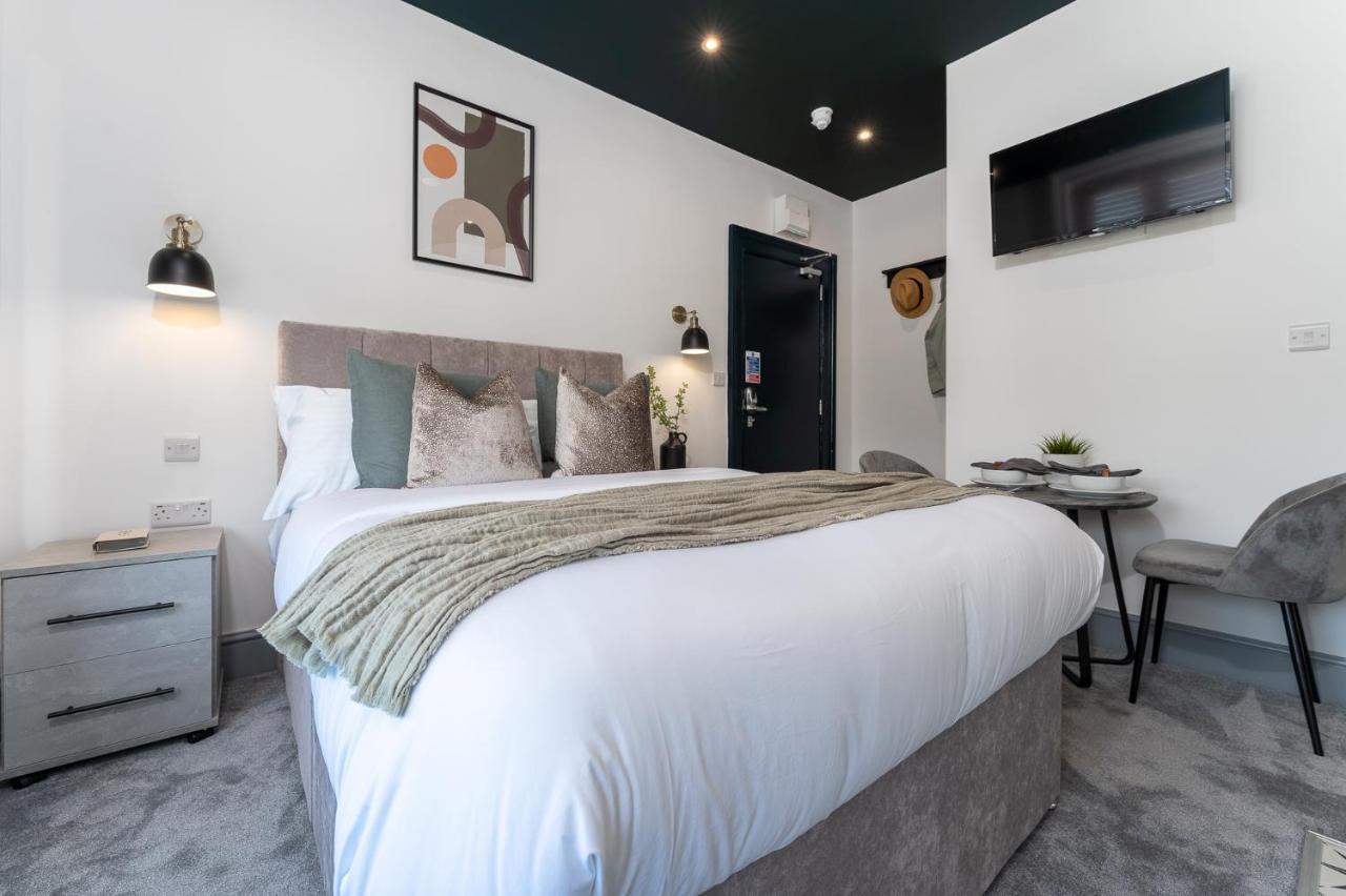 The Madison - Premium Self Check-in & Apartment