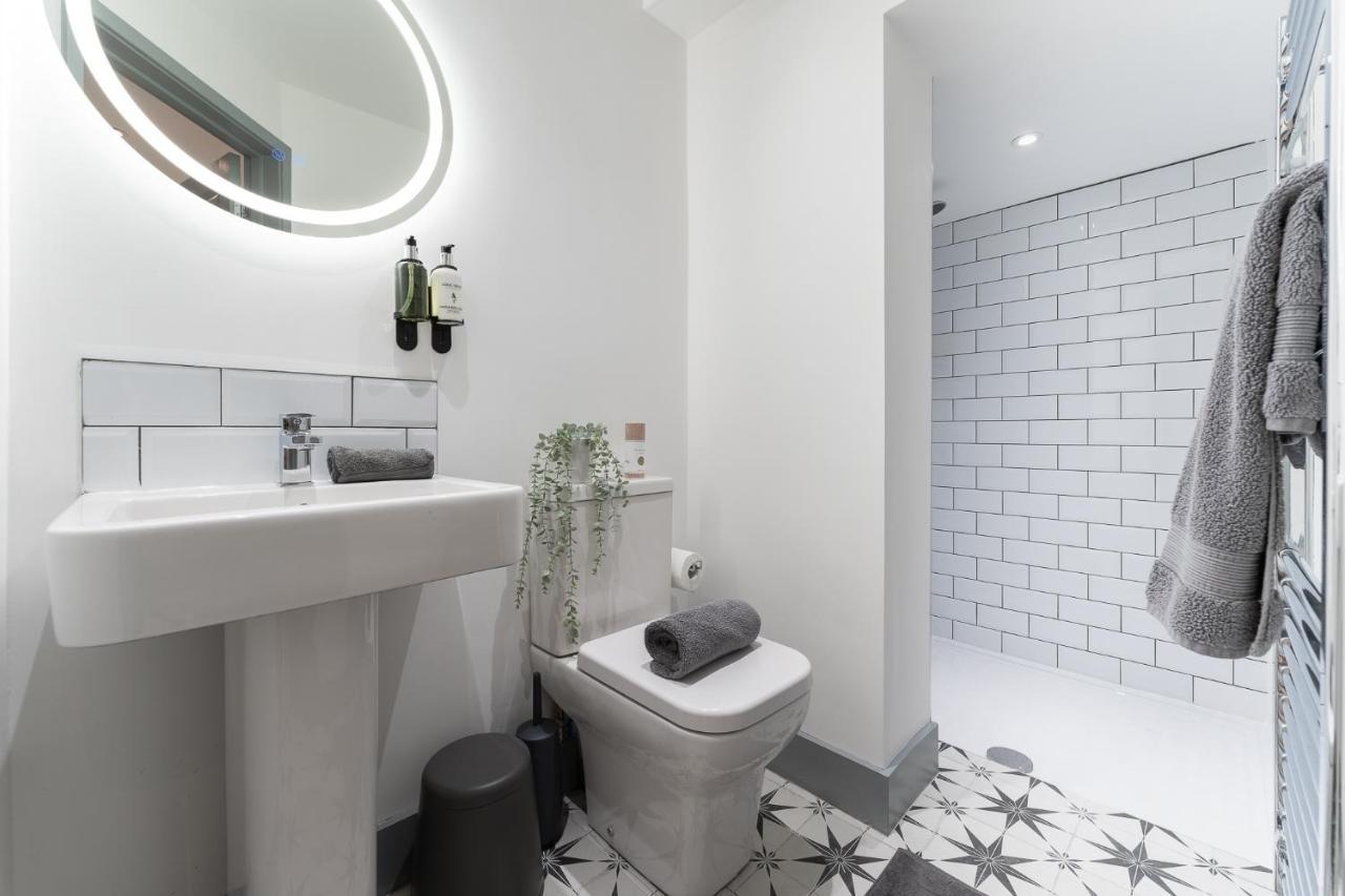 The Madison - Premium Self Check-in & Apartment Southampton