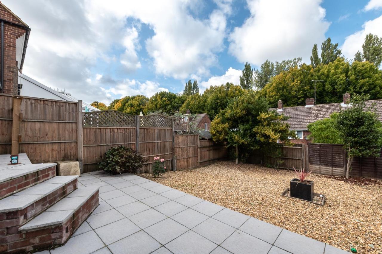 Chalet 3 Bedrooms House Ideal For Long Stays!